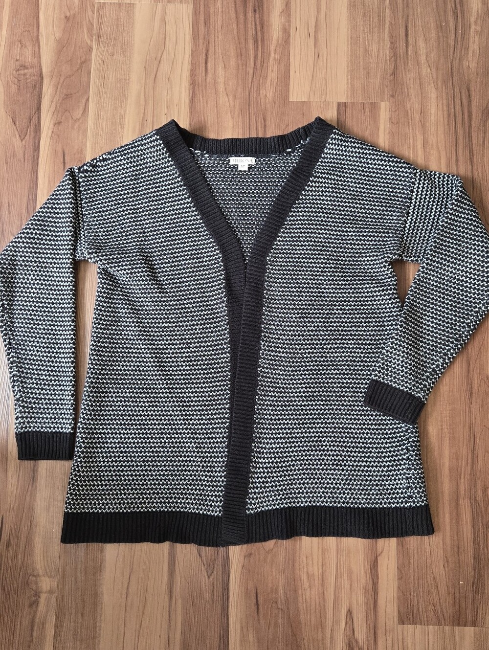 Merona Black & White Women's small Open-Front Knit Cardigan VGUC